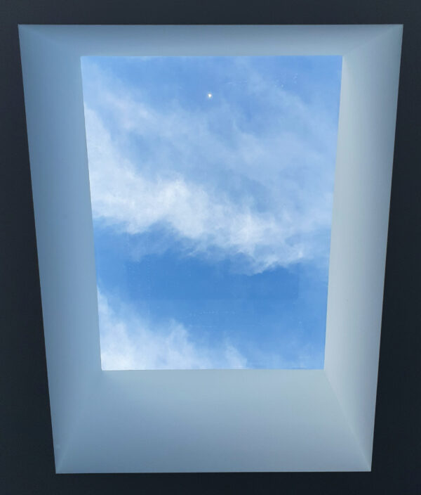 Frameless skylight shaft.