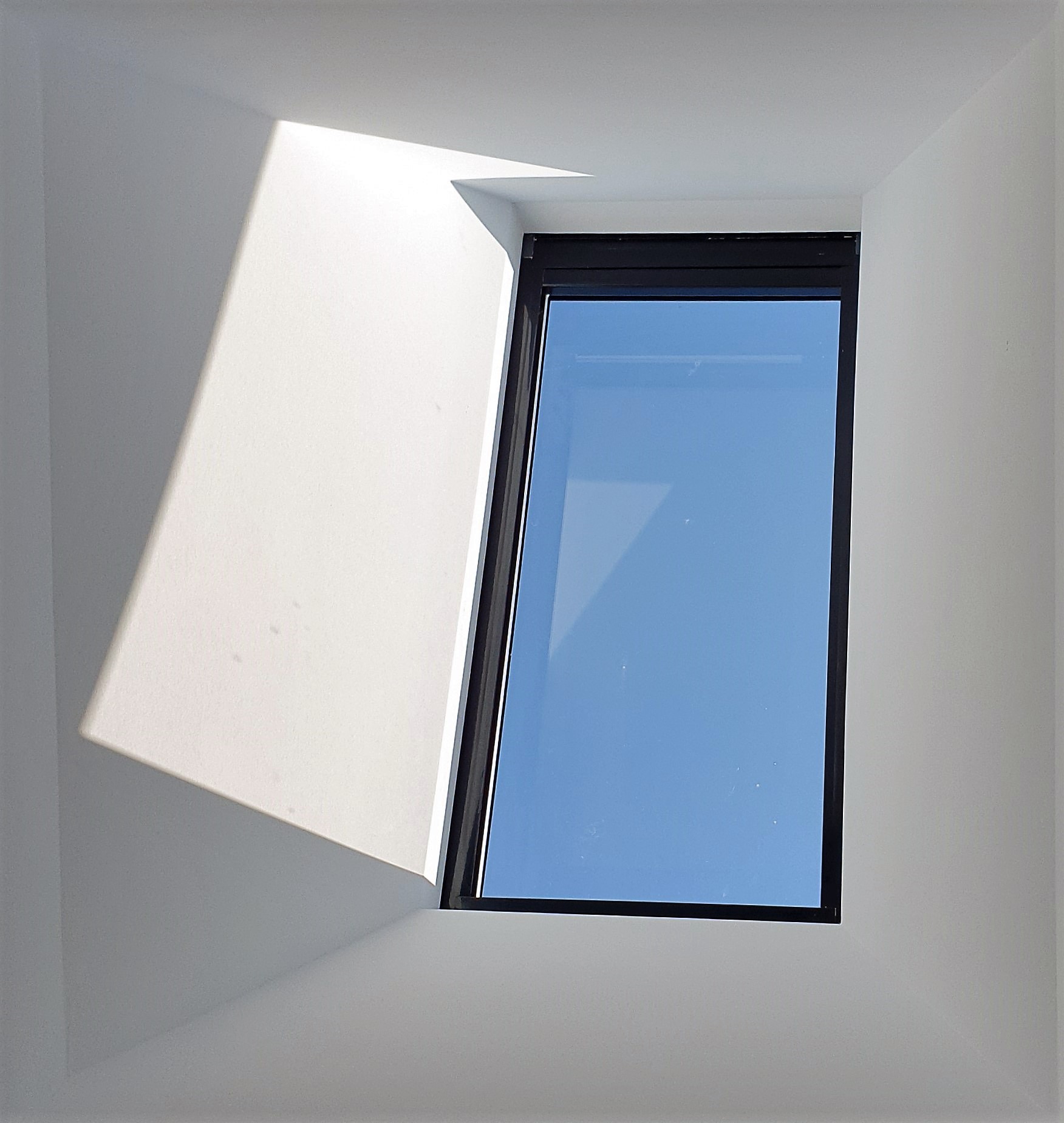 Ceiling Windows Vs Skylight Windows What’s the Difference?