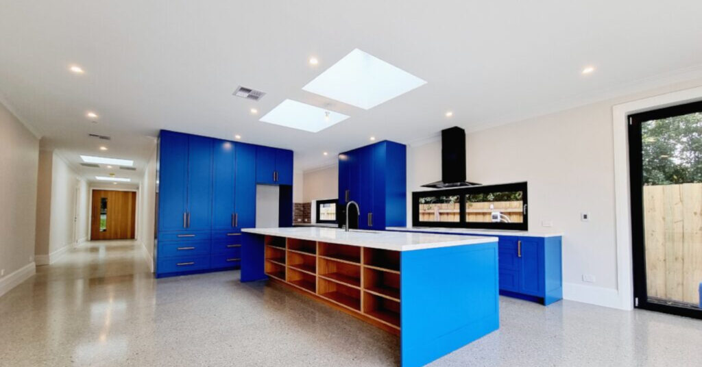 Kitchen with skylighs.